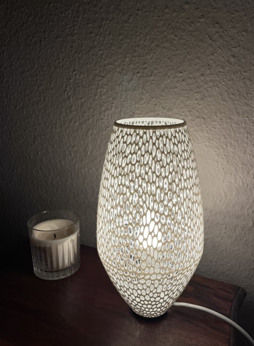 Ll16b table lamp for sale  