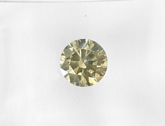 Diamond 0.67 round for sale  