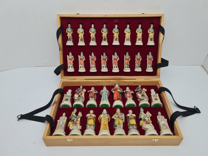 Chess set battaglia for sale  