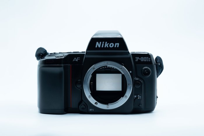 Nikon nikon 801 usato  