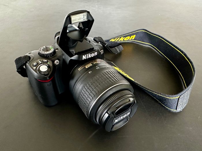Nikon d60 nikkor usato  