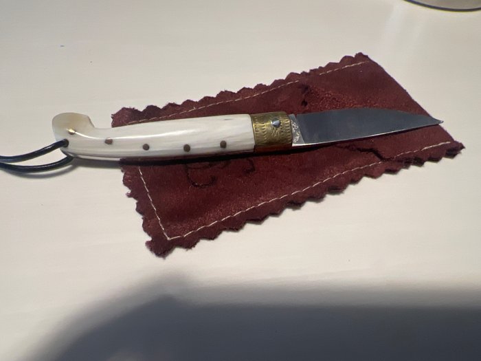 Kitchen knife stone usato  
