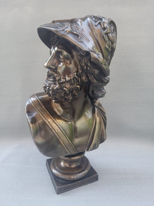 Sculpture bust greek for sale  