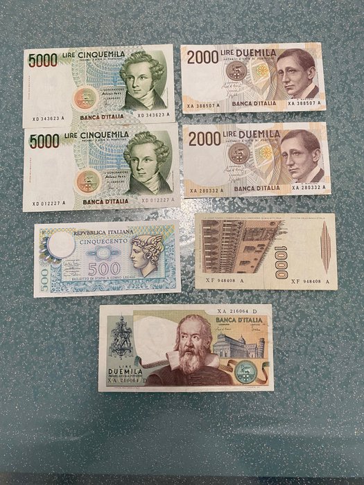 Italy. banconote lire usato  