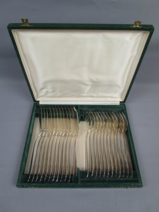 V.d.m. cutlery set usato  