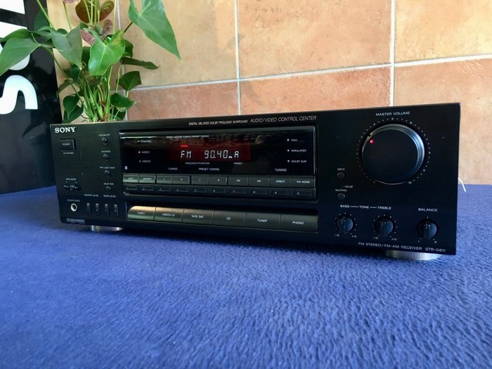 Sony str d611 for sale  