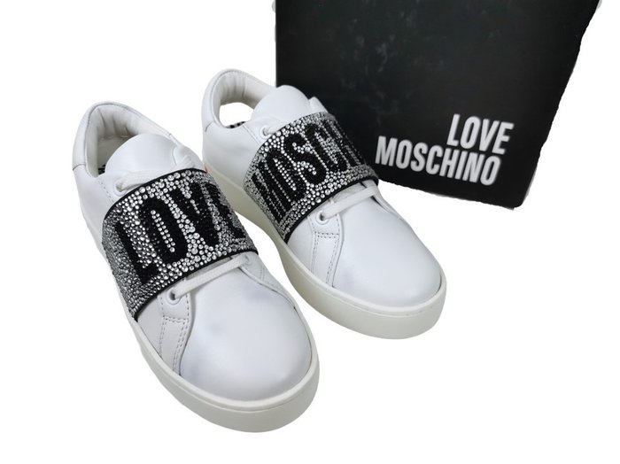 Love moschino sneakers usato  