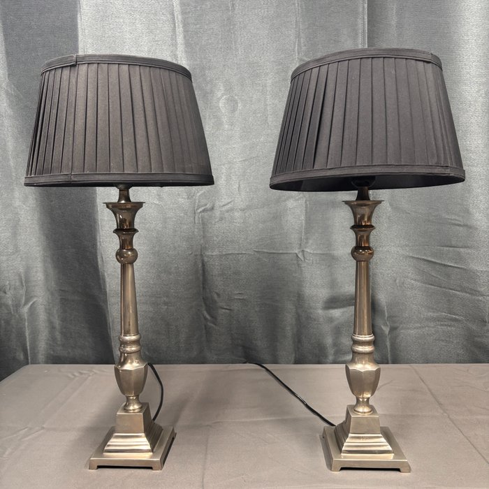 Table lamp metal d'occasion  