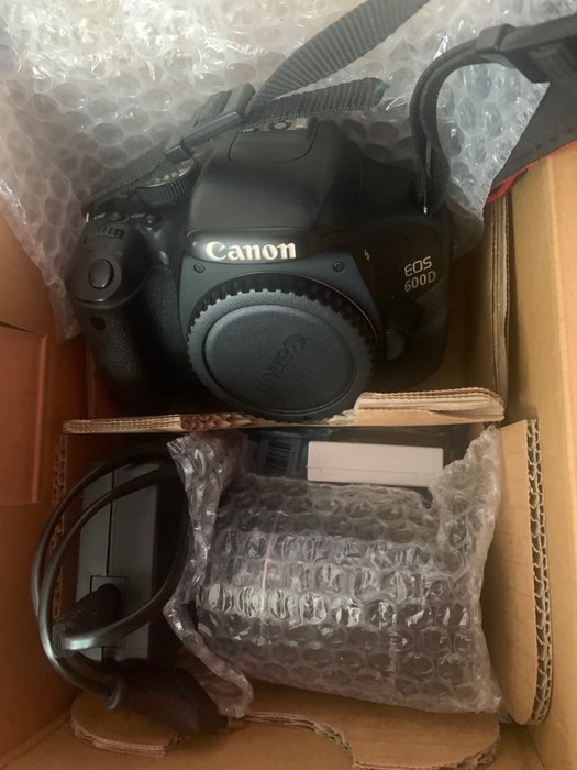 Canon eos 600d for sale  