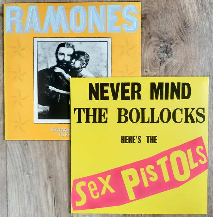 Ramones sex pistols usato  