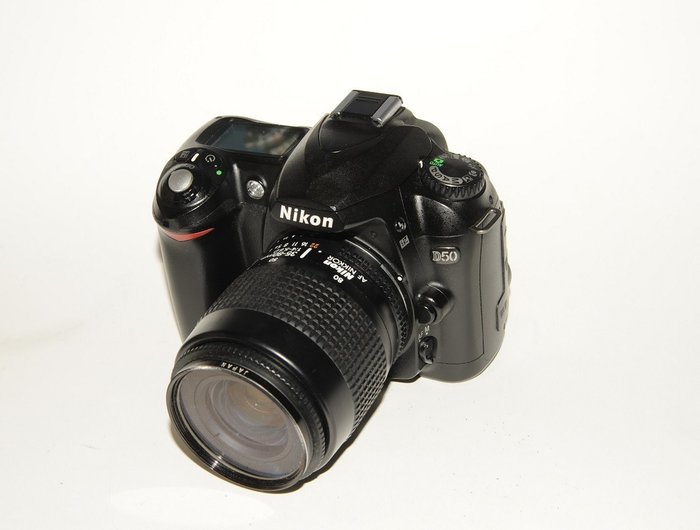 Nikon d50 lens usato  