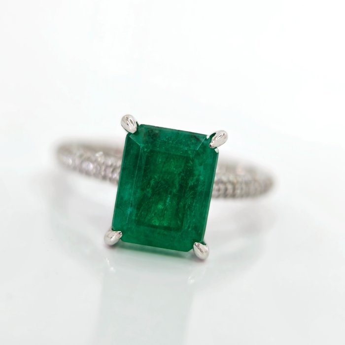 3.00 green emerald d'occasion  