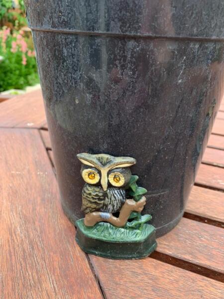Metal owl plant pot feet x 12, used for sale  Barton on Sea