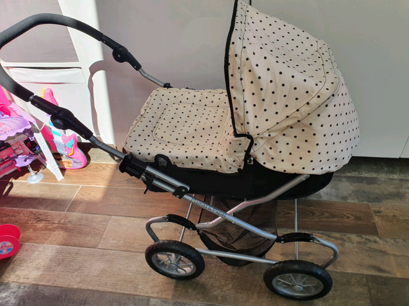 Used, Mamas and Papas Dolls Pram for sale  Chester Le Street