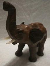 Ancien éléphant cuir d'occasion  Le Mans