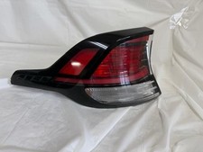 Lanterna traseira externa esquerda halogênio fabricante de equipamento original 2022-2025 Kia Sportage LH com LED comprar usado  Enviando para Brazil