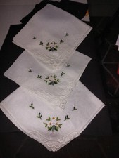 Pcs mouchoir brodés d'occasion  Auxerre