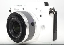 Nikon bianca doppio usato  Roma