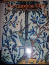 Portuguese Tiles from the National Museum of Azulejo, Lisbon comprar usado Portuguese Tiles from the National Museum of Azulejo, Lisbon comprar usado  Enviando para Brazil