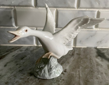 Lladro daisa flying for sale  New Port Richey
