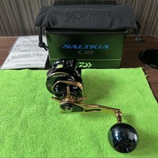 Daiwa saltiga ic300 usato  Spedire a Italy
