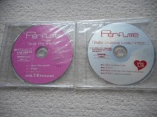 Usado, PERFUME"LOVE THE WORLD""BABY CRUISING LOVE"JAPAN RARE PROMO ONLY LOT OF 2CD'S comprar usado  Enviando para Brazil
