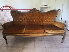 Divano 185x100x80 due usato  Parma