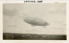FOTO INSTANTÂNEA VINTAGE DIRIGÍVEL DE BOM ANO 1936 comprar usado  Enviando para Brazil