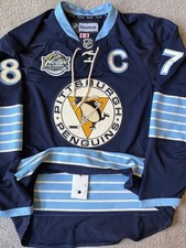 Camiseta Reebok Sidney Crosby Pittsburgh Penguins 2011 NHL inverno clássica azul 56 comprar usado Camiseta Reebok Sidney Crosby Pittsburgh Penguins 2011 NHL inverno clássica azul 56 comprar usado  Enviando para Brazil