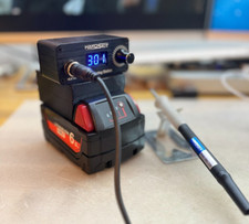 Saldatore per batteria usato  Spedire a Italy