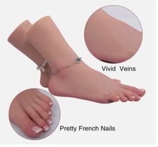Piedi modello femminile usato  Spedire a Italy