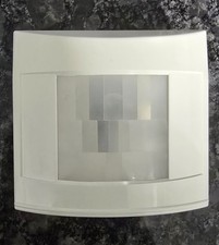 Wired pir motion for sale  CRAWLEY