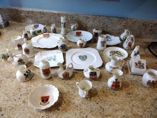 Crested ware pieces for sale  STOCKPORT