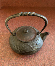 Chaleira de ferro fundido japonesa antiga arte libélula bule de chá assinado comprar usado  Enviando para Brazil