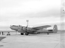 2004 Sqn, Shackleton MR.2, WL748 'R' na Kinloss, Nov '71 - Original Grande P&B neg comprar usado  Enviando para Brazil