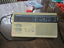 Poste radio réveil d'occasion  Décines-Charpieu