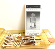 KIT GAIOLA MINIATURA PARA PÁSSAROS CASA DE BONECAS PROJETADO POR DALE KENDALL comprar usado  Enviando para Brazil