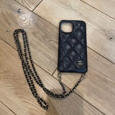 Capa telefone Chanel Matelasse pele de cordeiro preta corrente ombro tiracolo iPhone 12pro comprar usado  Enviando para Brazil