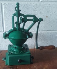 Antico macinino ghisa usato  Villesse
