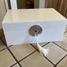 WEST ELM ART DECO BRANCO LACADO 12" 2 CAMADAS CAIXA DE JOIAS CHAVE BORLA TRAVA PRATA comprar usado  Enviando para Brazil