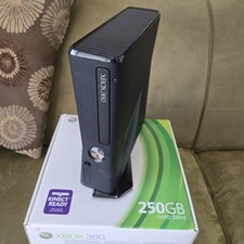 Console Microsoft Xbox 360 Slim 250GB preto com fonte de alimentação e controle comprar usado  Enviando para Brazil