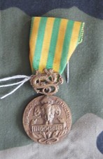 Médailles militaires françai d'occasion  Sarry