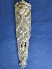 Ornement tête lion d'occasion Ornement tête lion d'occasion  Mollégès