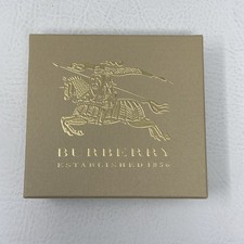 Logotipo original Burberry em caixa de presente dourada 5,25” x 4,75” x 1,75” ***SOMENTE CAIXA*** comprar usado  Enviando para Brazil