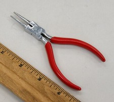 Usado, Alicate de nariz redondo vintage Utica EUA 4,5" 21-4 1/2 aperto de almofada para joalheiros, SM2468 comprar usado  Enviando para Brazil