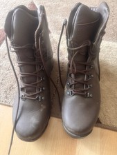 Iturri boots medium for sale  HOUNSLOW