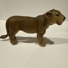 Estatueta Schleich fêmea animal leoa 2000 aposentada comprar usado  Enviando para Brazil