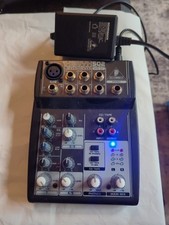 Mixer XENYX 502 Premium 5 entradas 2 barramentos com fonte de alimentação Behringer comprar usado  Enviando para Brazil