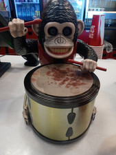 The monkey secchiello usato  Spedire a Italy