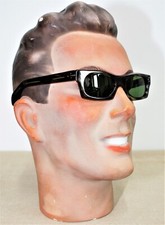 Óculos de sol vintage anos 50 novas armação de acetato lentes minerais 3 pontos feitas na França comprar usado Óculos de sol vintage anos 50 novas armação de acetato lentes minerais 3 pontos feitas na França comprar usado  Enviando para Brazil